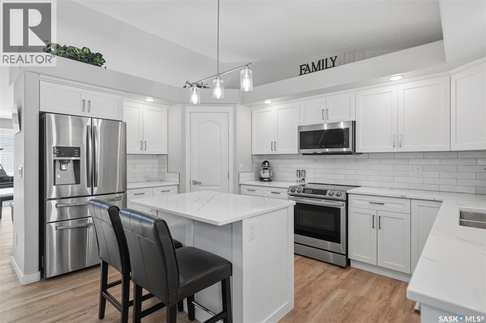 115 Braeshire Lane, Saskatoon, SK