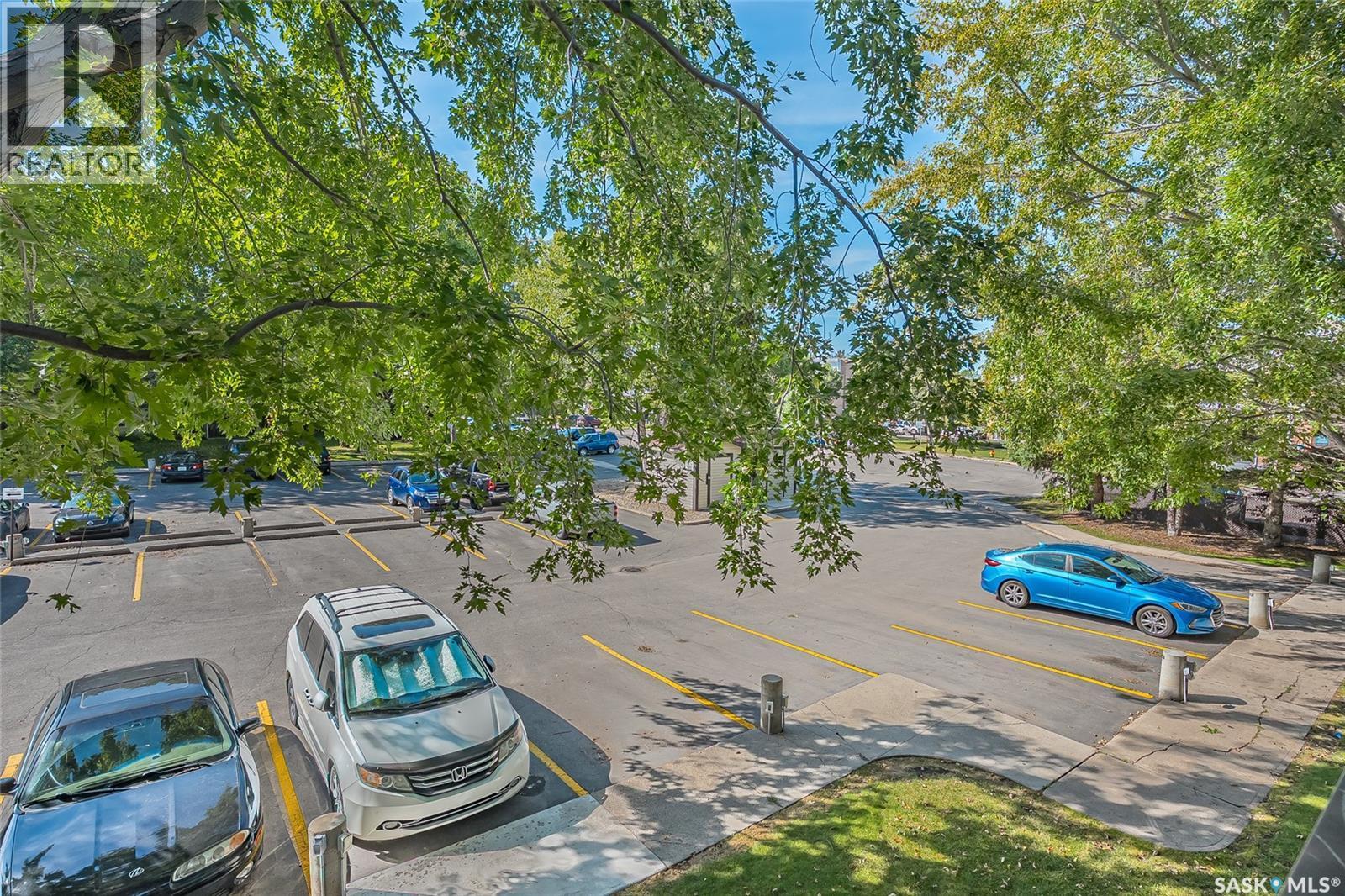 221 122 Edinburgh Place, Saskatoon, SK