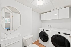 Powder room - 