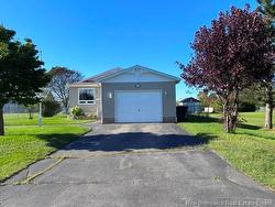 63 Parise ST Caraquet, NB E1W 1B6