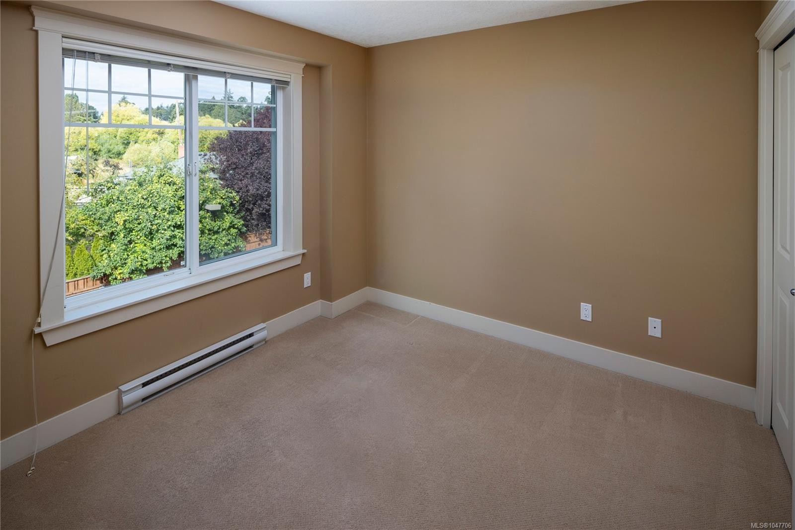 #7-4289 Wilkinson Rd, Saanich, BC