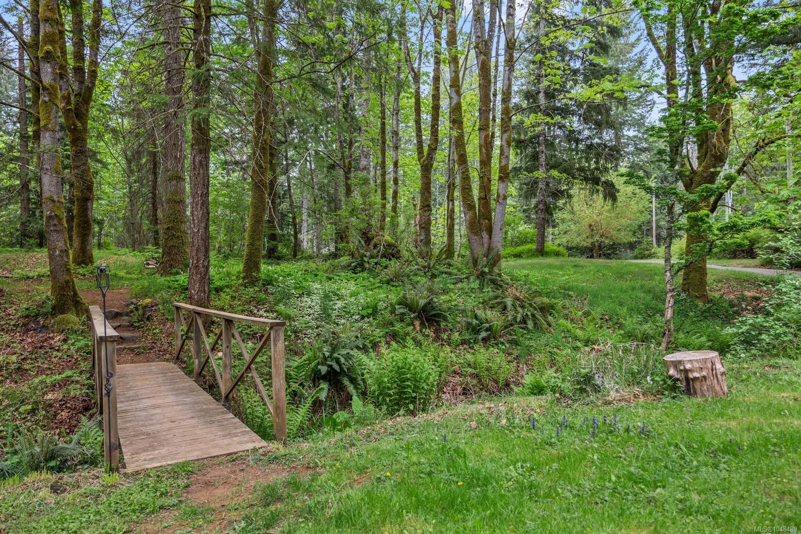 9525 Doyle Rd, Black Creek, BC