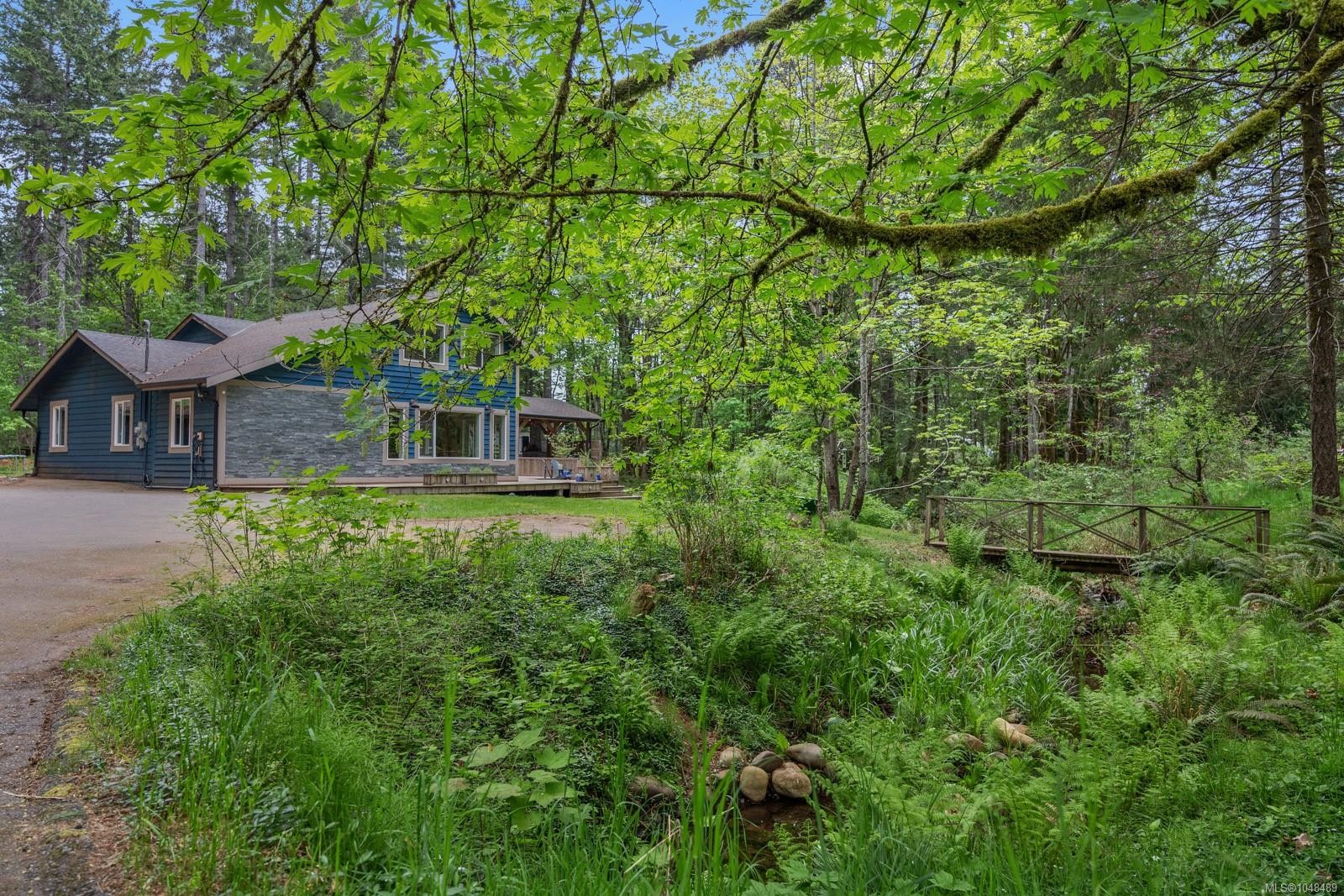 9525 Doyle Rd, Black Creek, BC