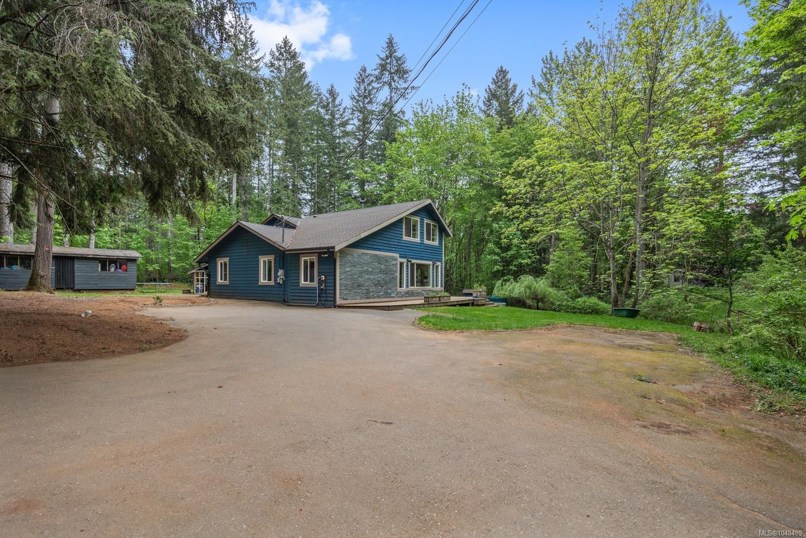 9525 Doyle Rd, Black Creek, BC