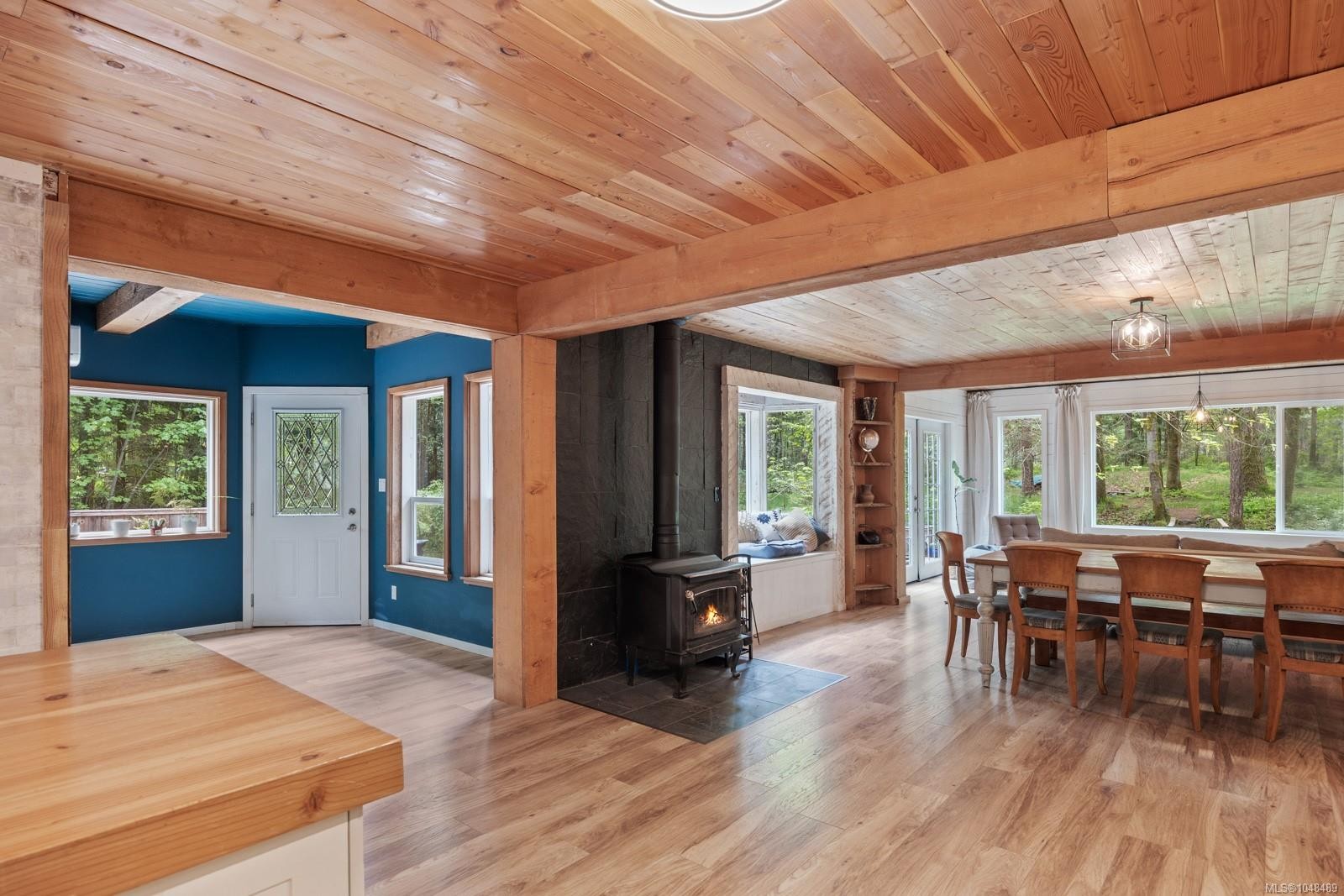 9525 Doyle Rd, Black Creek, BC