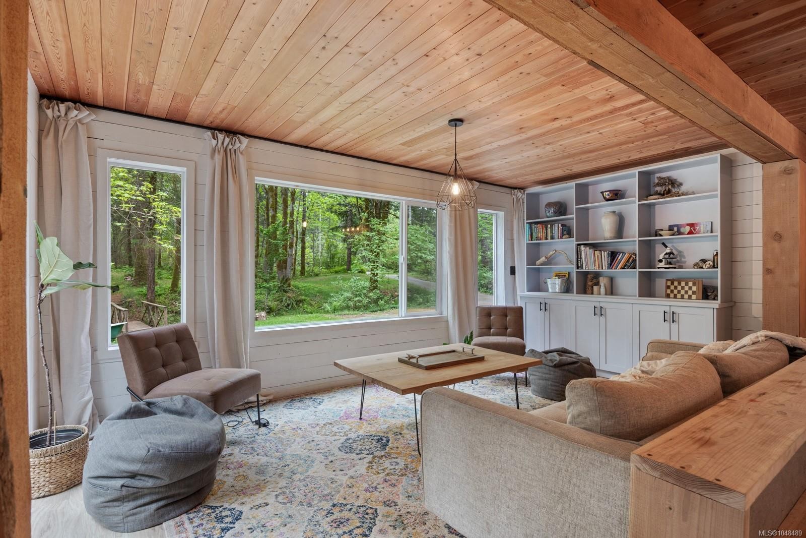 9525 Doyle Rd, Black Creek, BC