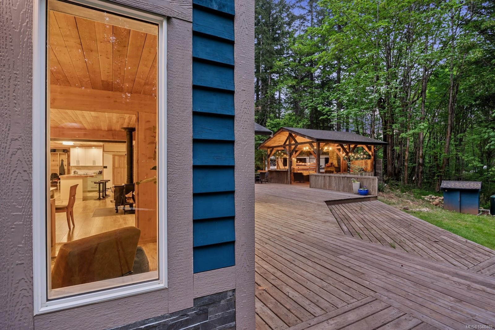 9525 Doyle Rd, Black Creek, BC