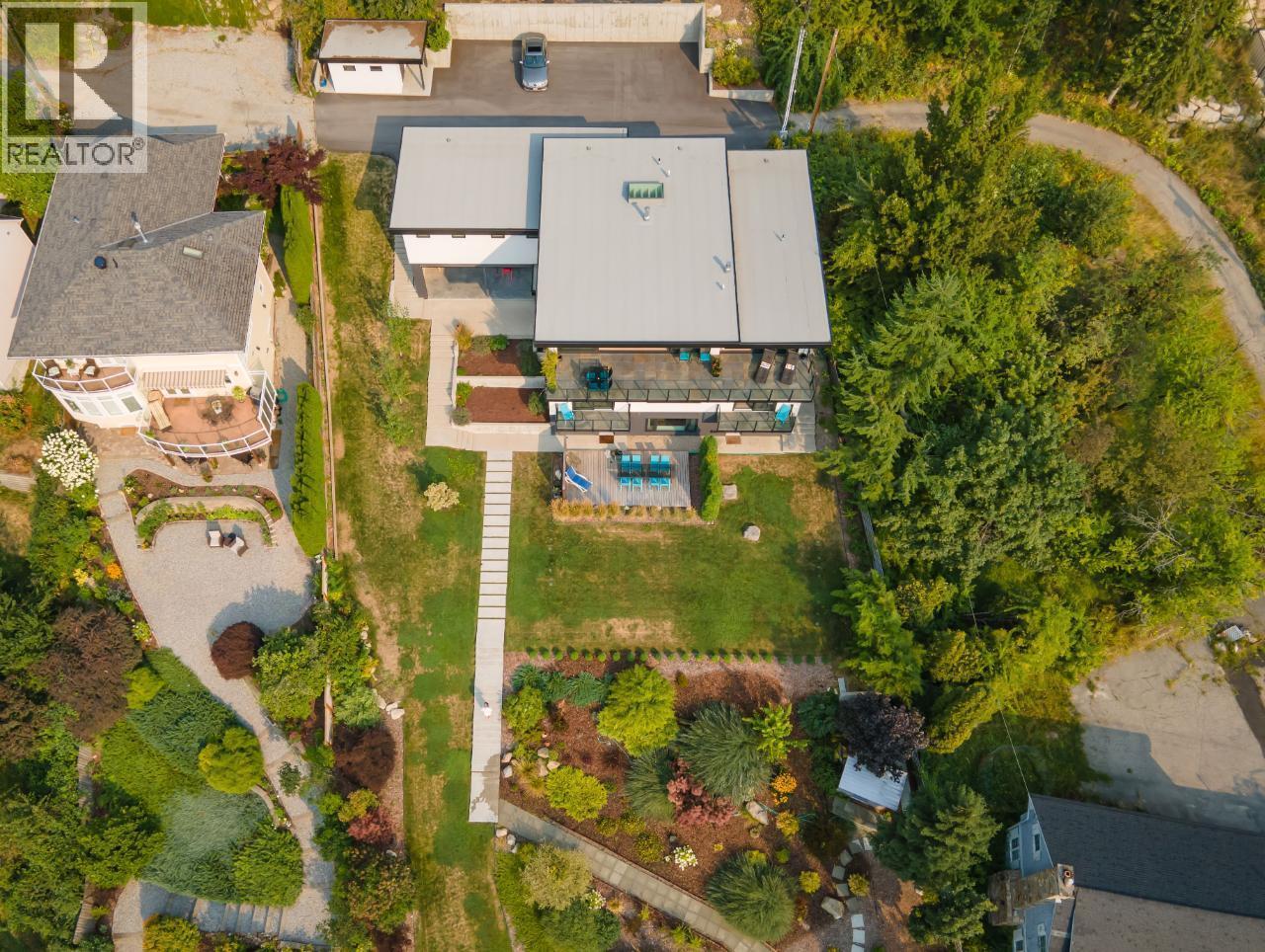 988 3A Highway, Nelson, BC