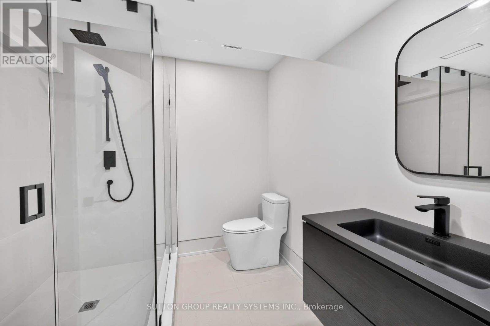 2052 Redan Drive, Mississauga, ON