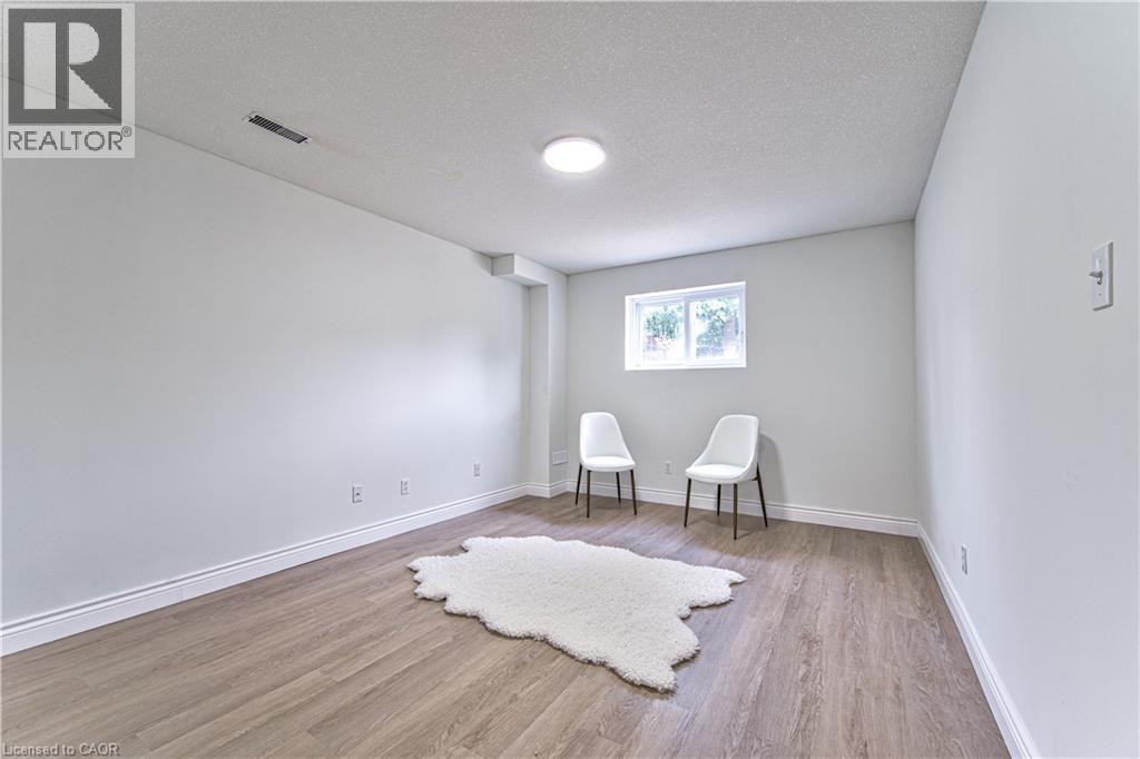 168 Copper Leaf Street, Kitchener, ON