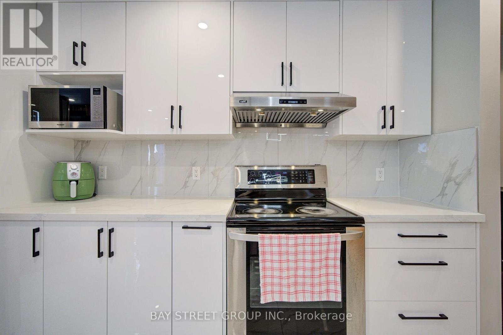 346 Sardinia Drive, Mississauga, ON