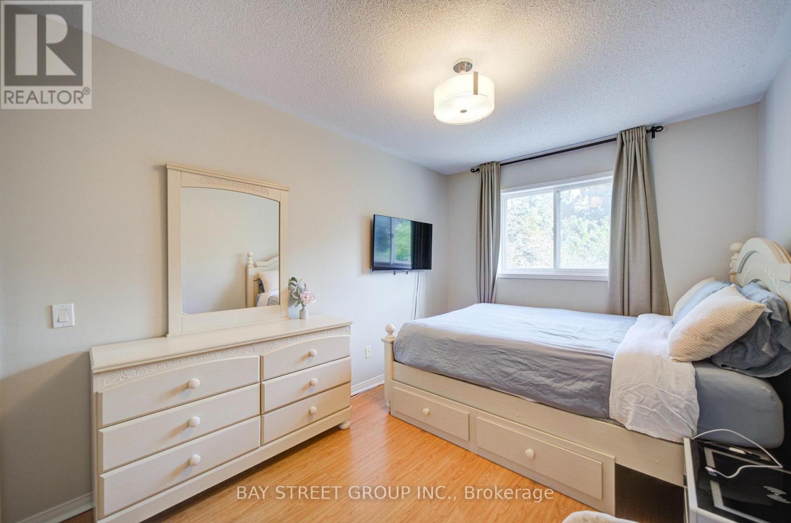 346 Sardinia Drive, Mississauga, ON