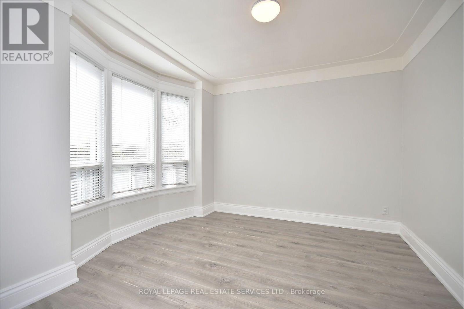 prime bedroom - 47 Emerald Street N, Hamilton, ON