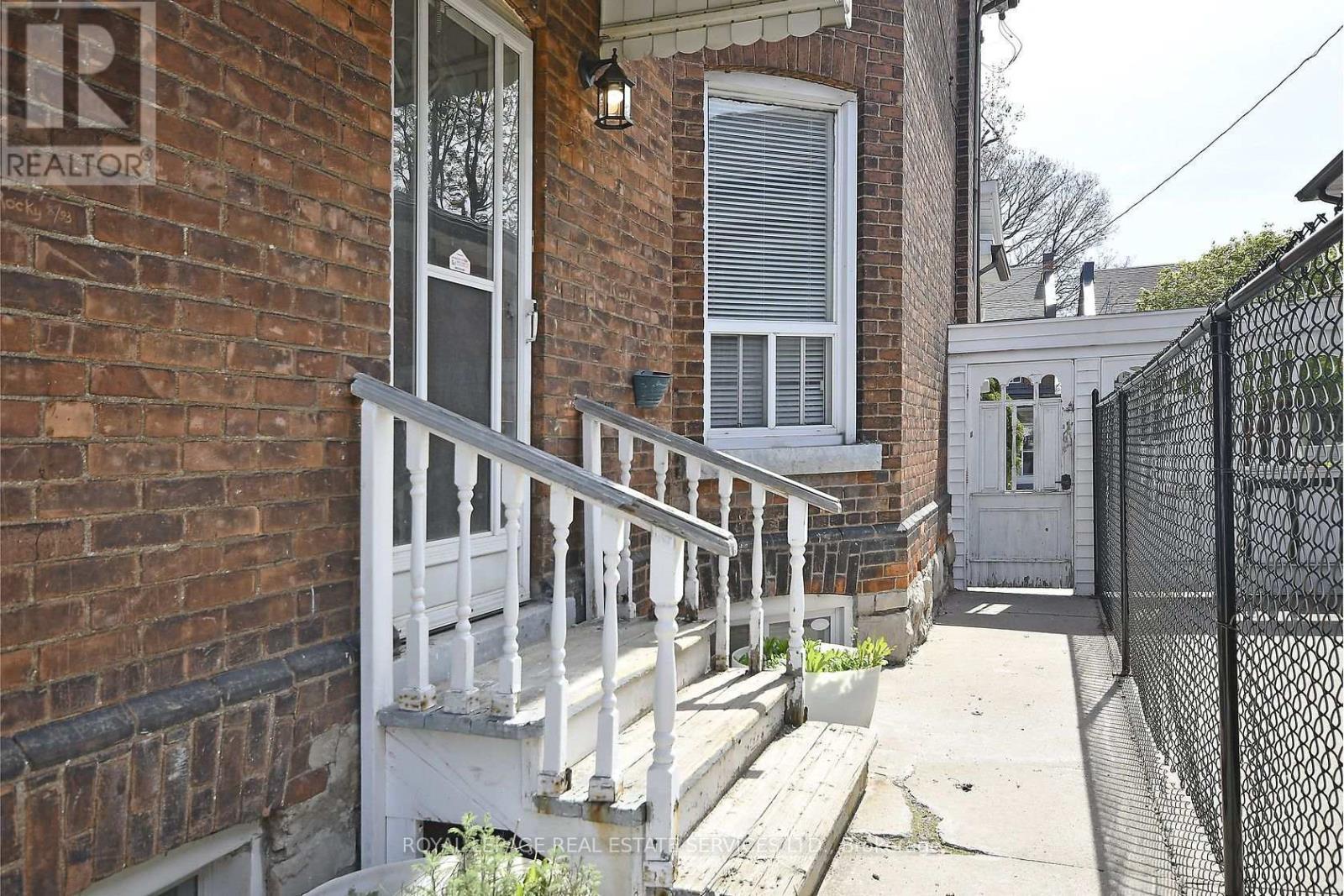 Main floor entrance - 47 Emerald Street N, Hamilton, ON