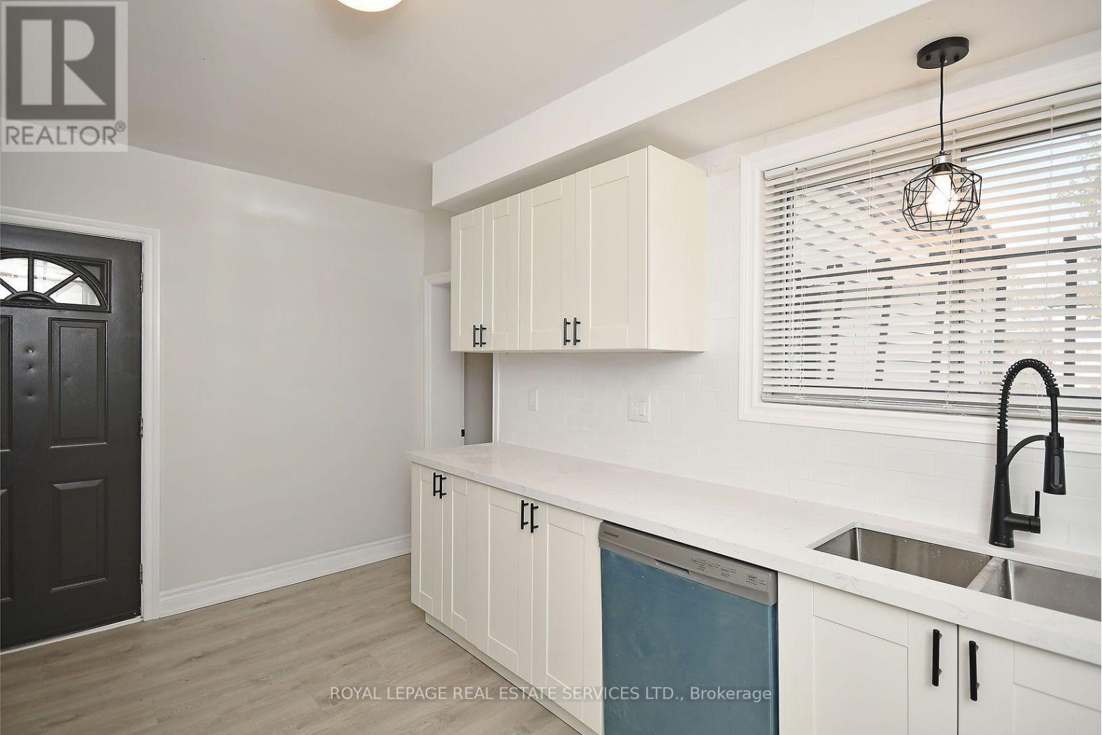 47 Emerald Street N, Hamilton, ON