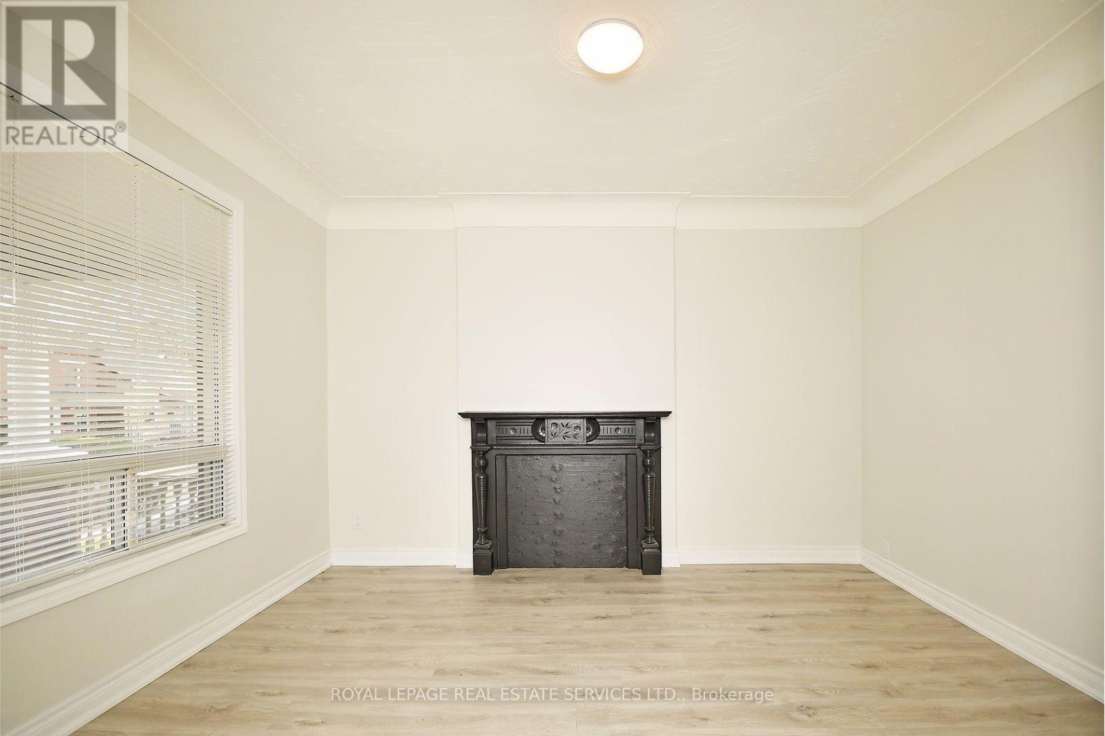 Front living room - 47 Emerald Street N, Hamilton, ON