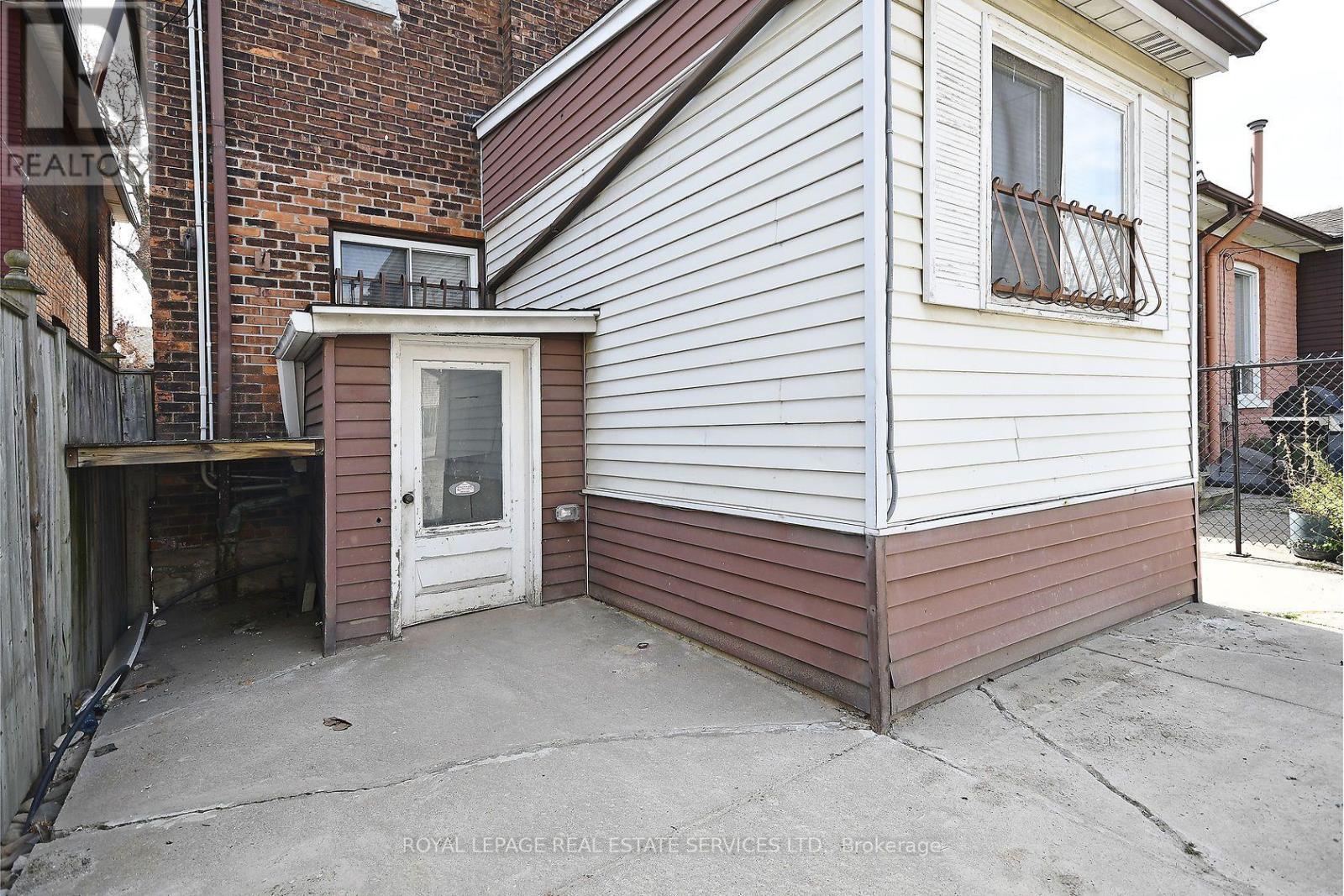 Lower level entrance - 47 Emerald Street N, Hamilton, ON