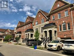 86 MACK CLEMENT LANE Richmond Hill, ON L4S 0G2