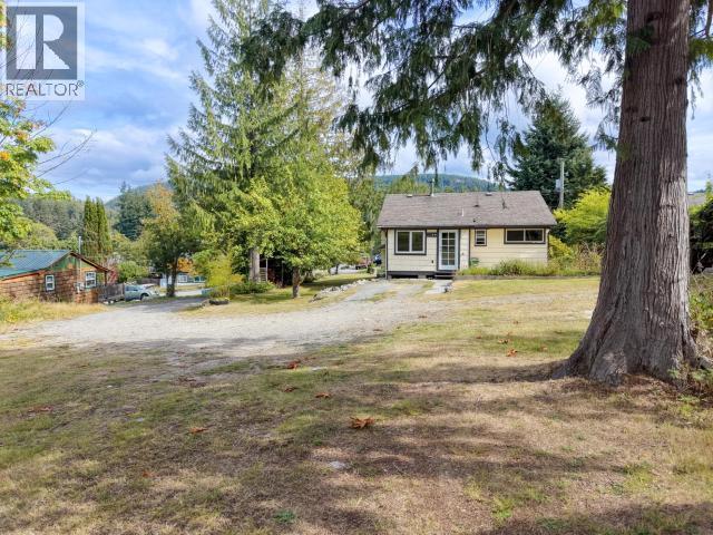 5392 Dale Ave, Powell River, BC