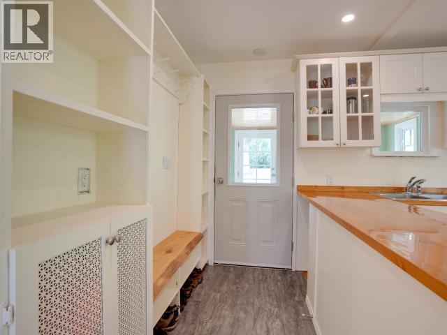 5392 Dale Ave, Powell River, BC