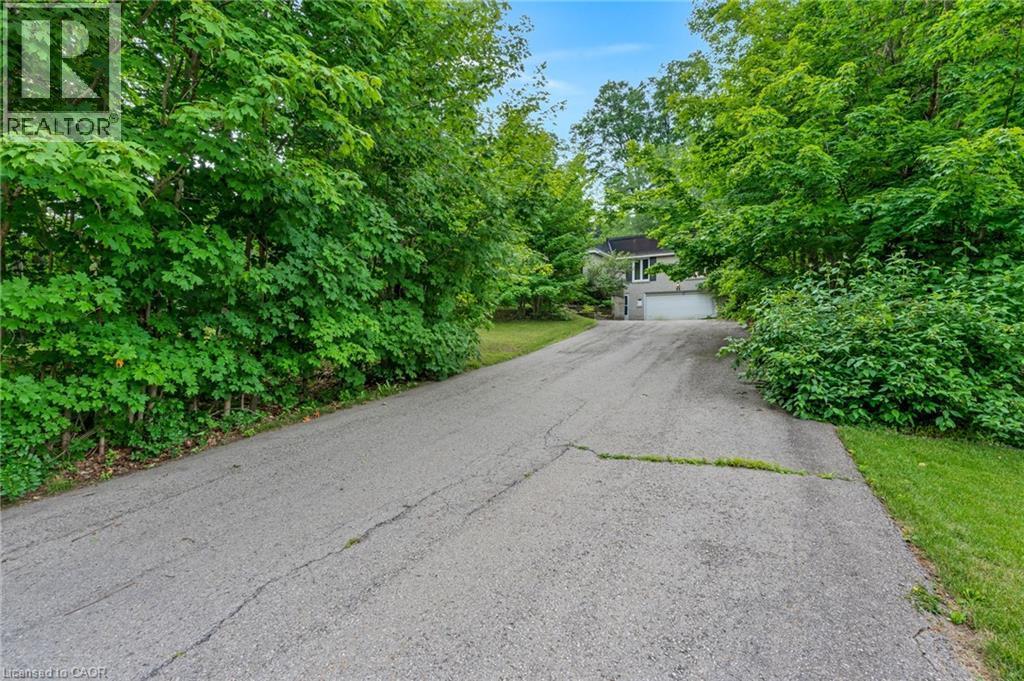 35 Maple Hill Drive, Kitchener, ON