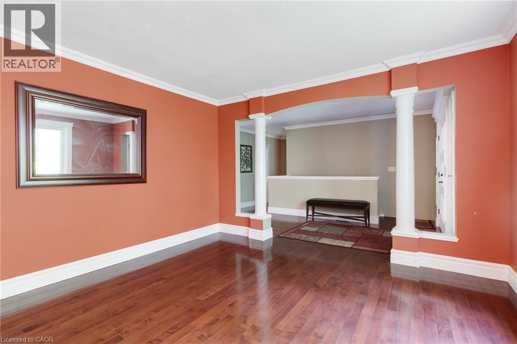 35 Maple Hill Drive, Kitchener, ON