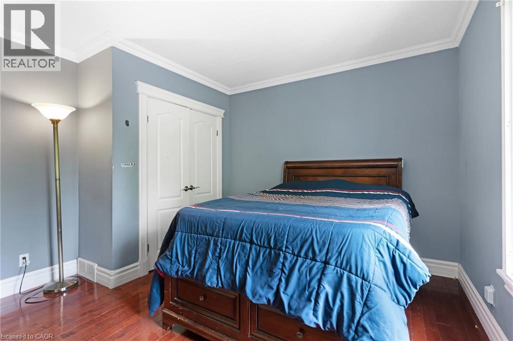35 Maple Hill Drive, Kitchener, ON