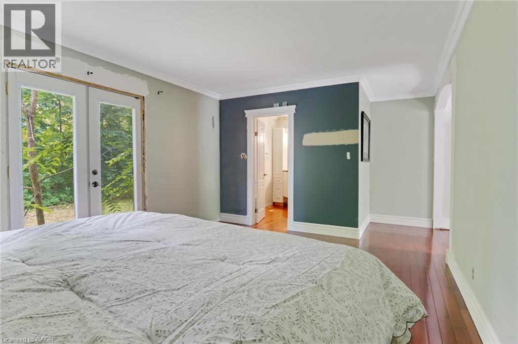 35 Maple Hill Drive, Kitchener, ON