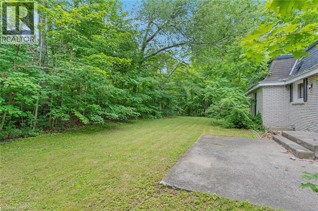 35 Maple Hill Drive, Kitchener, ON