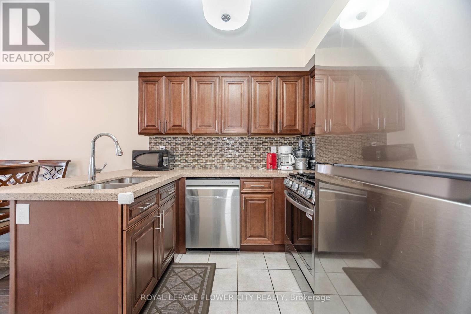 68 Denton Circle, Vaughan, ON