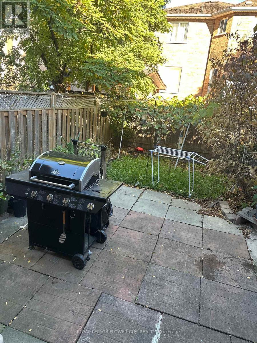 68 Denton Circle, Vaughan, ON
