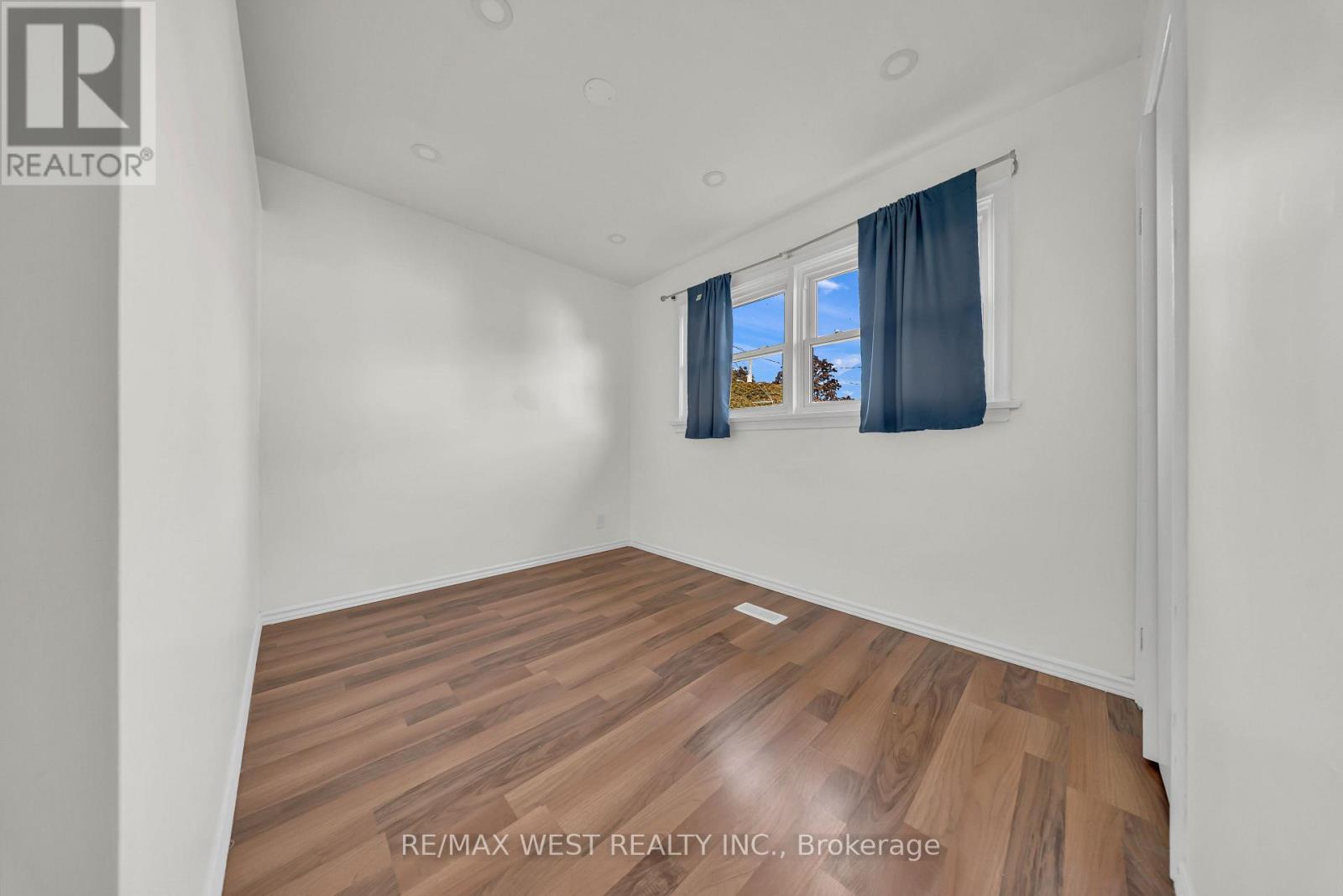28 Donley Street, Kitchener, ON