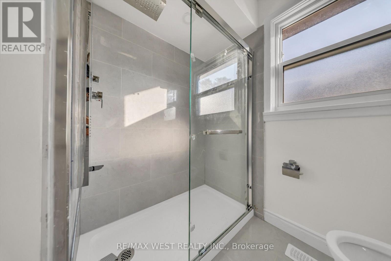 28 Donley Street, Kitchener, ON