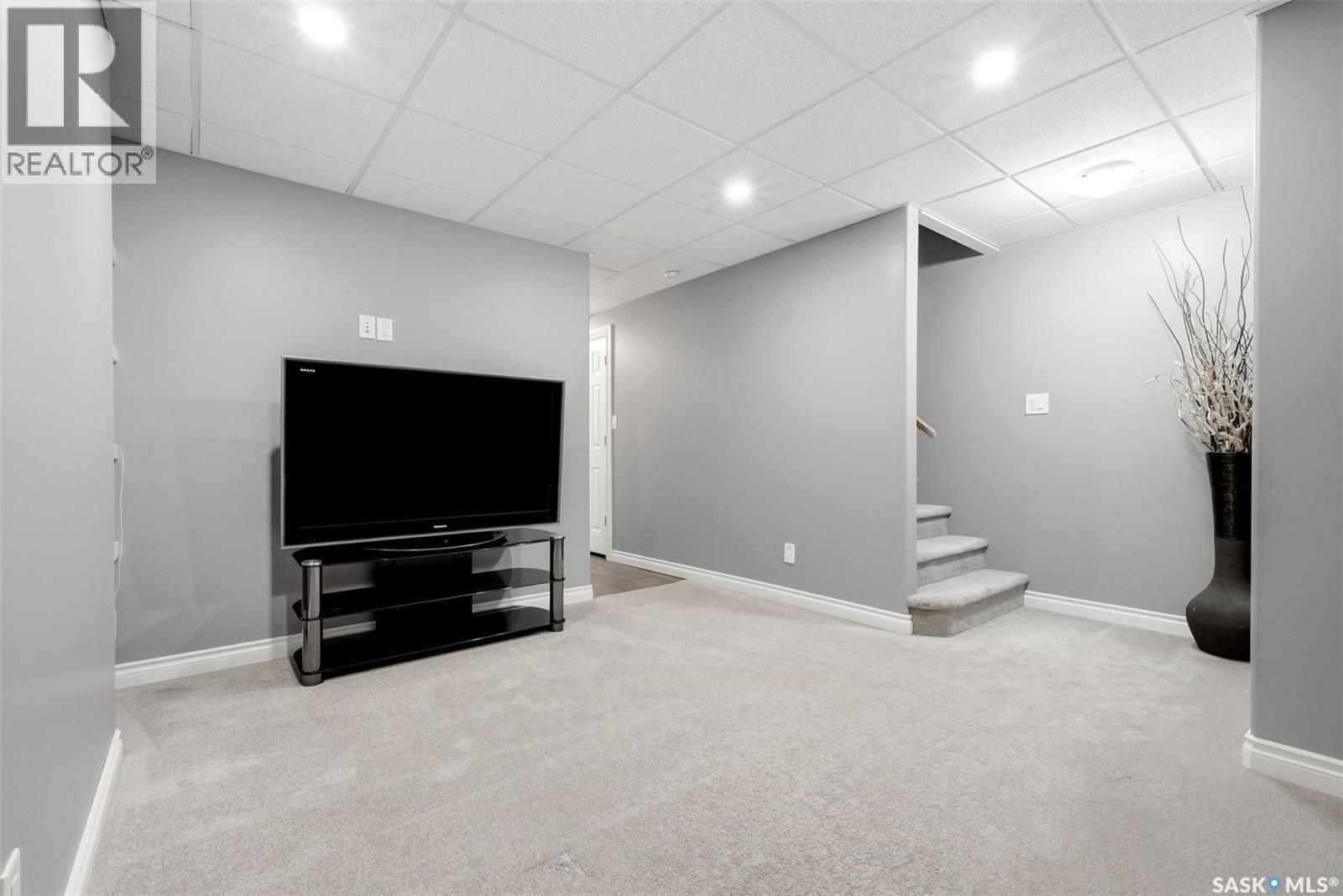 109 3229 Elgaard Drive, Regina, SK