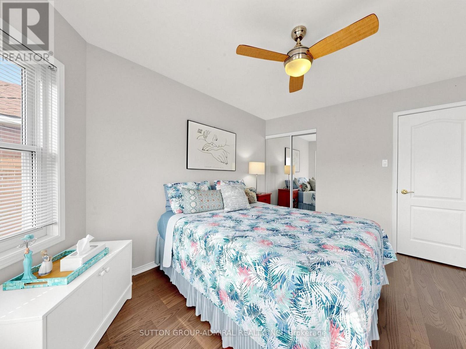 105 - 105 Leah Crescent, Vaughan, ON