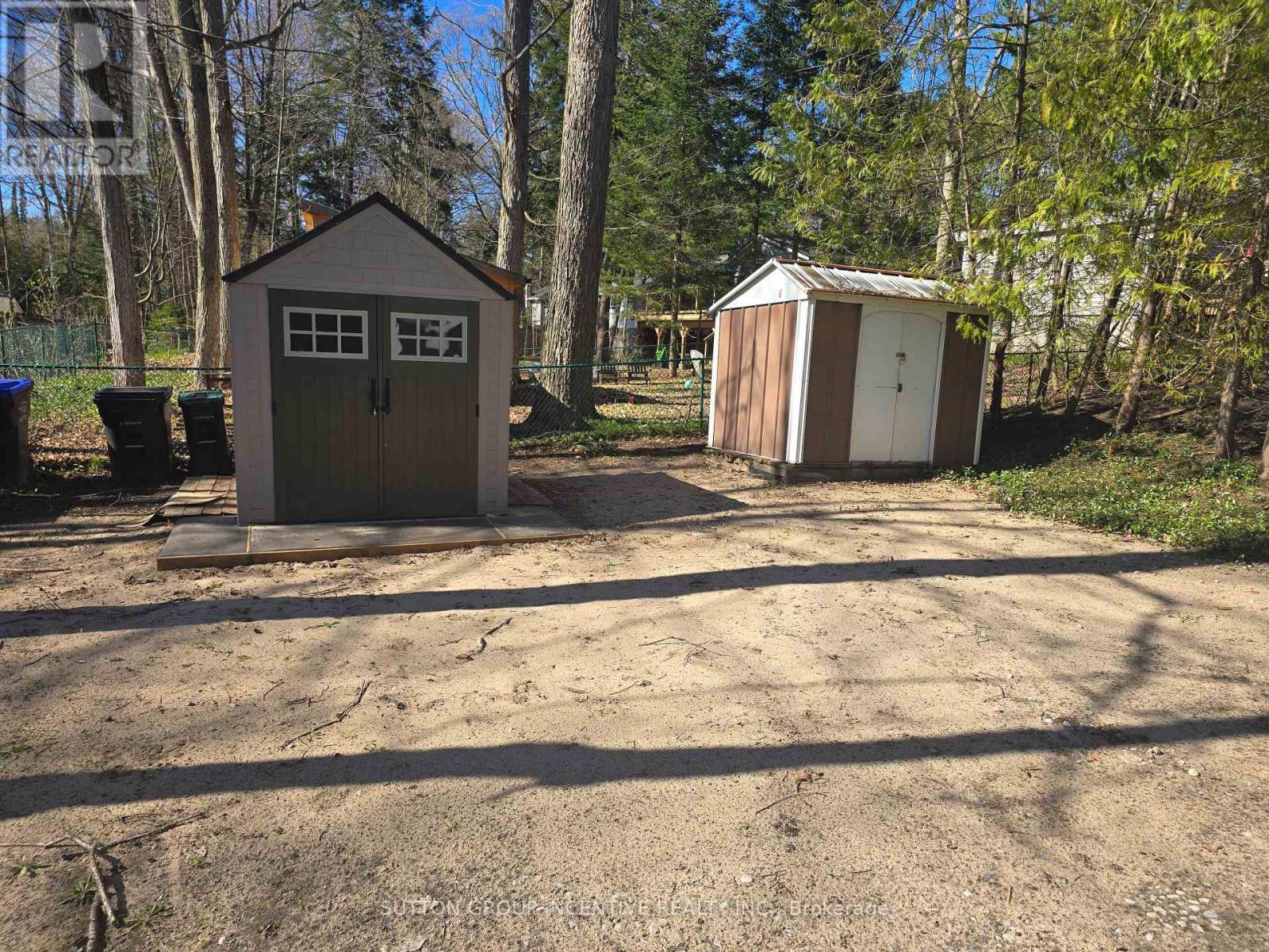 18 Harras Avenue, Tiny, ON