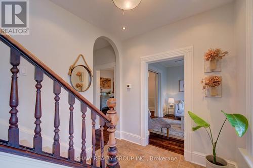 15 Gilholm Avenue, Cambridge, ON 