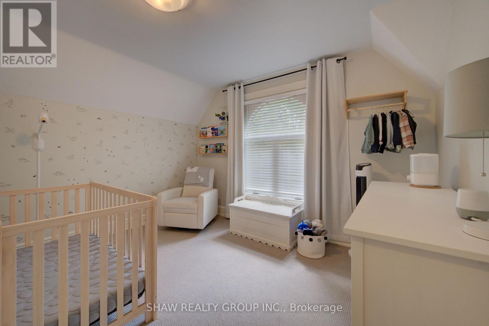 15 Gilholm Avenue, Cambridge, ON