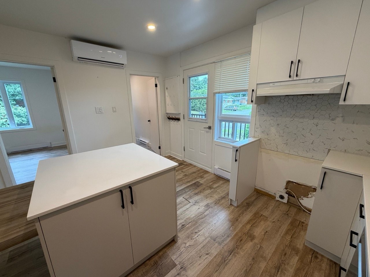 Kitchen - 360 Rue Castonguay, Saint-Jérôme, QC