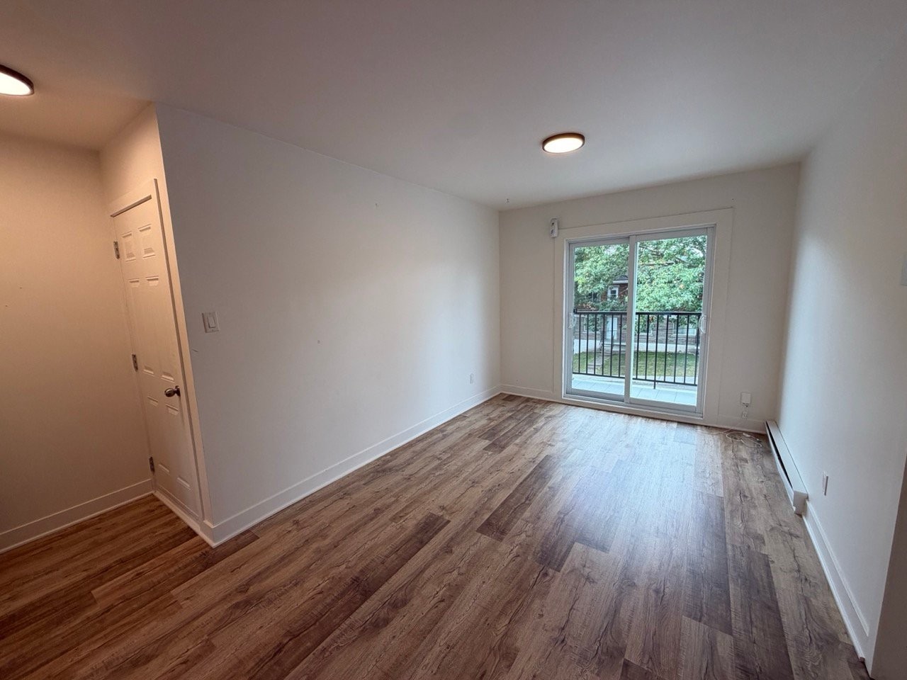 Living Room - 360 Rue Castonguay, Saint-Jérôme, QC