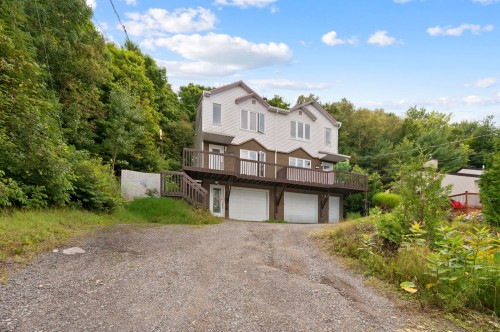 750 Rue du Muguet  Sainte-Agathe-Des-Monts, QC J8C 2Z7