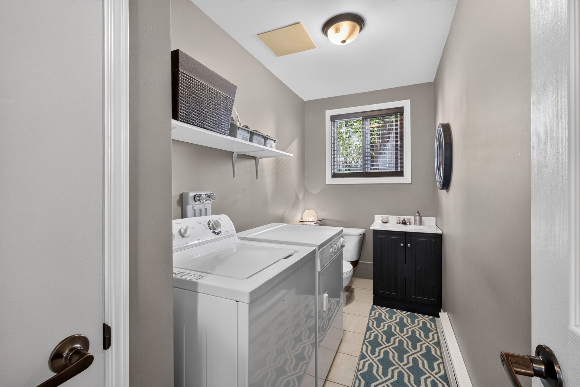 Laundry - 265 10E Avenue N., Sherbrooke (Fleurimont), QC