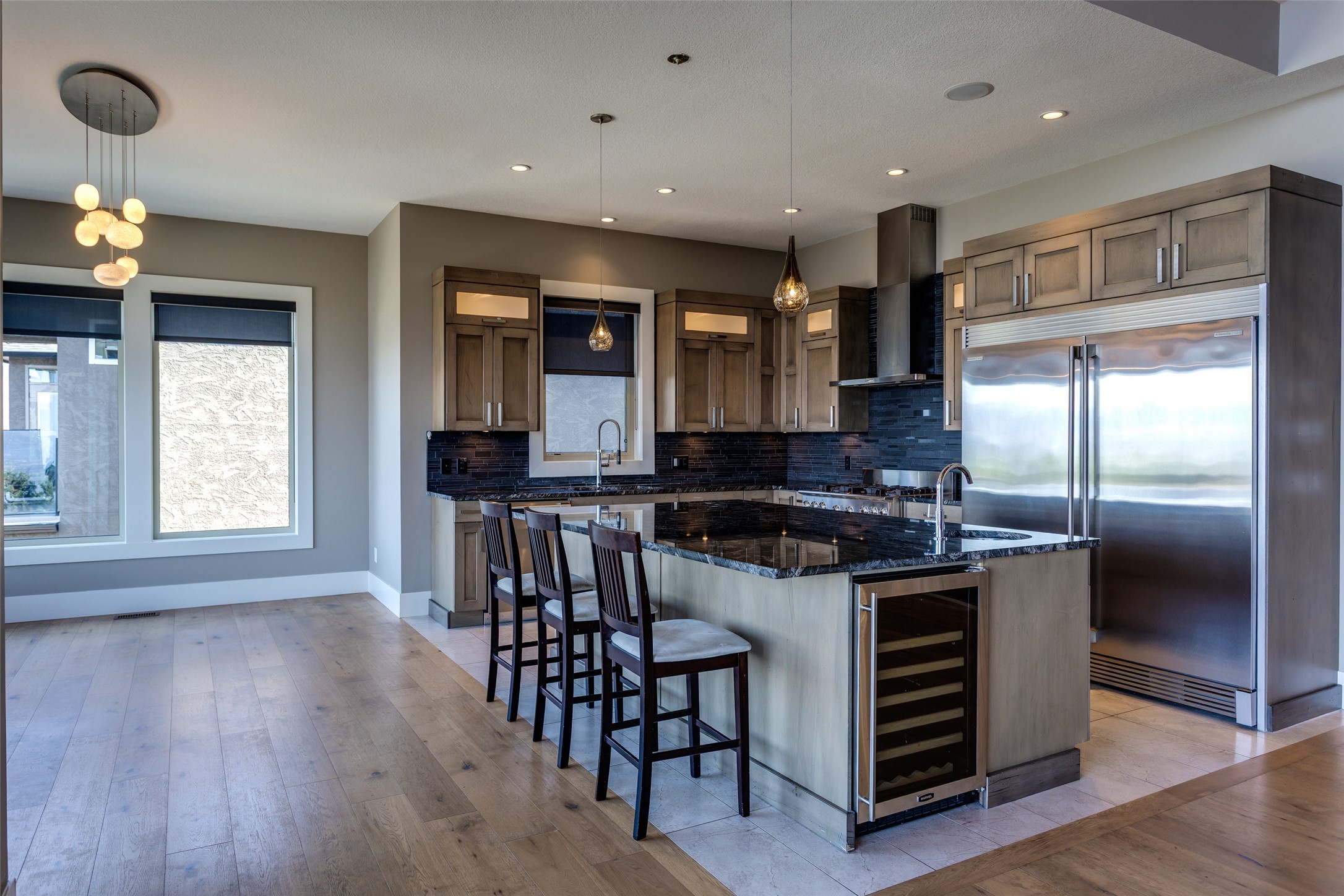 1002 Hewetson Avenue, Kelowna, BC