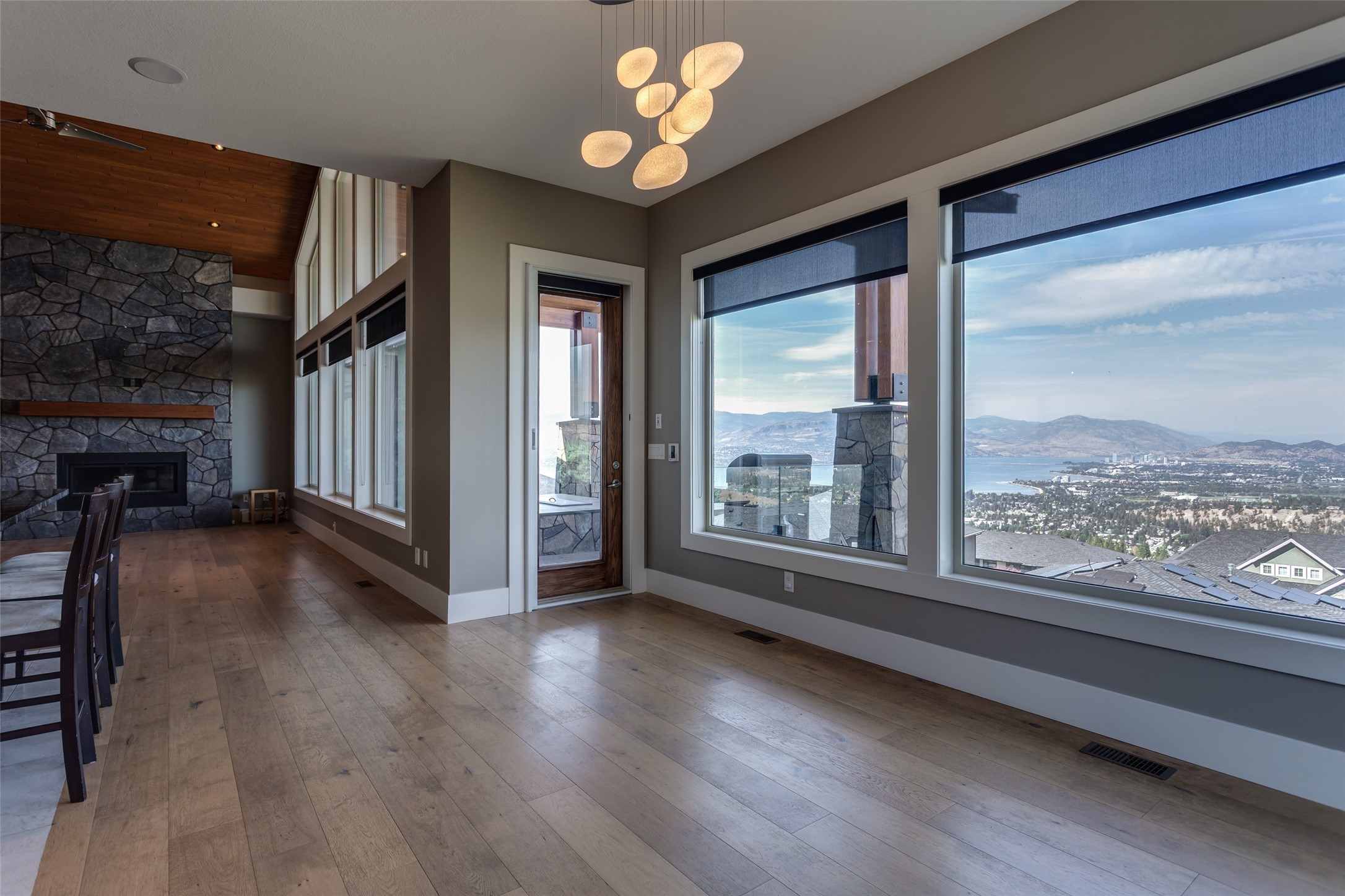 1002 Hewetson Avenue, Kelowna, BC