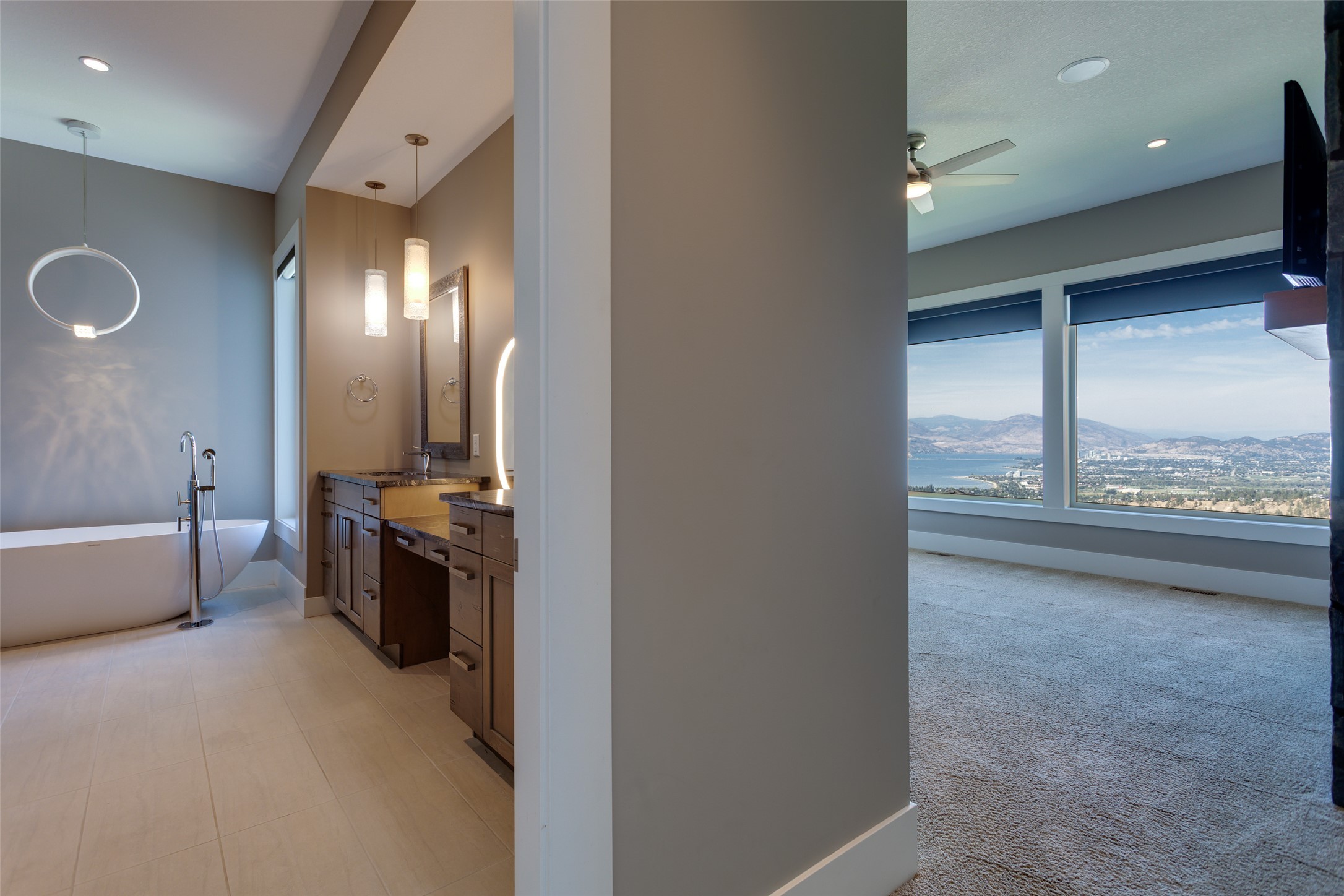 1002 Hewetson Avenue, Kelowna, BC