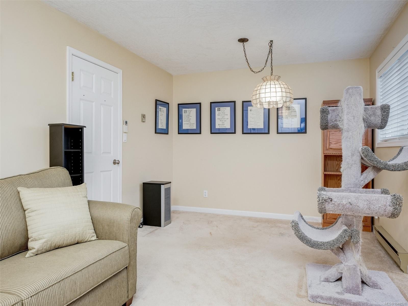 9907 Galaran Rd, Sidney, BC