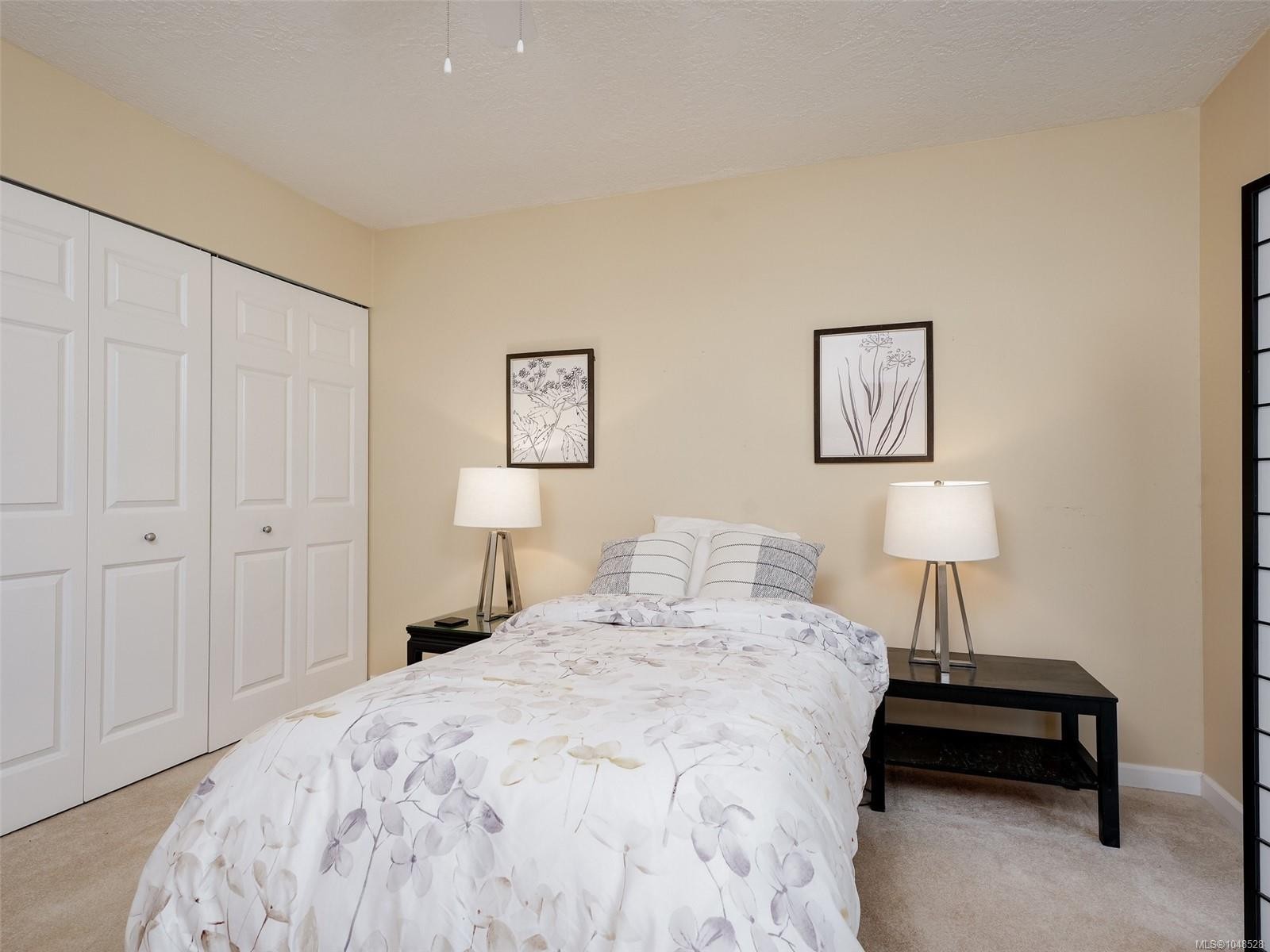 9907 Galaran Rd, Sidney, BC