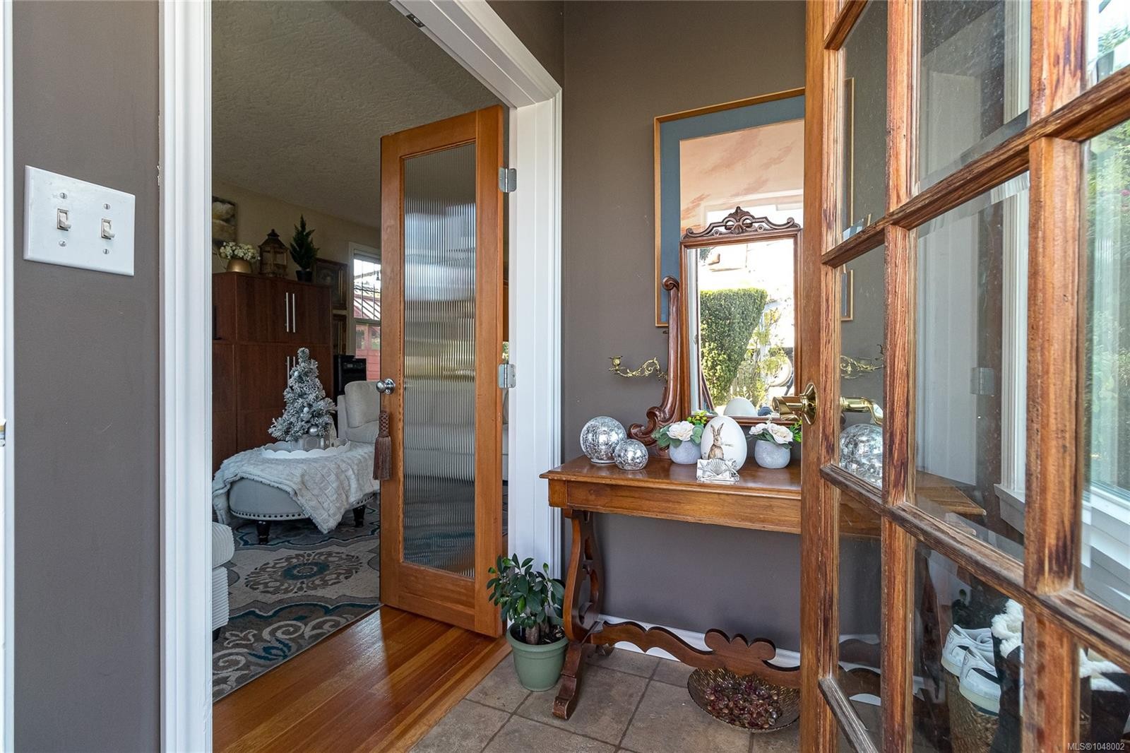 2445 Amelia Ave, Sidney, BC