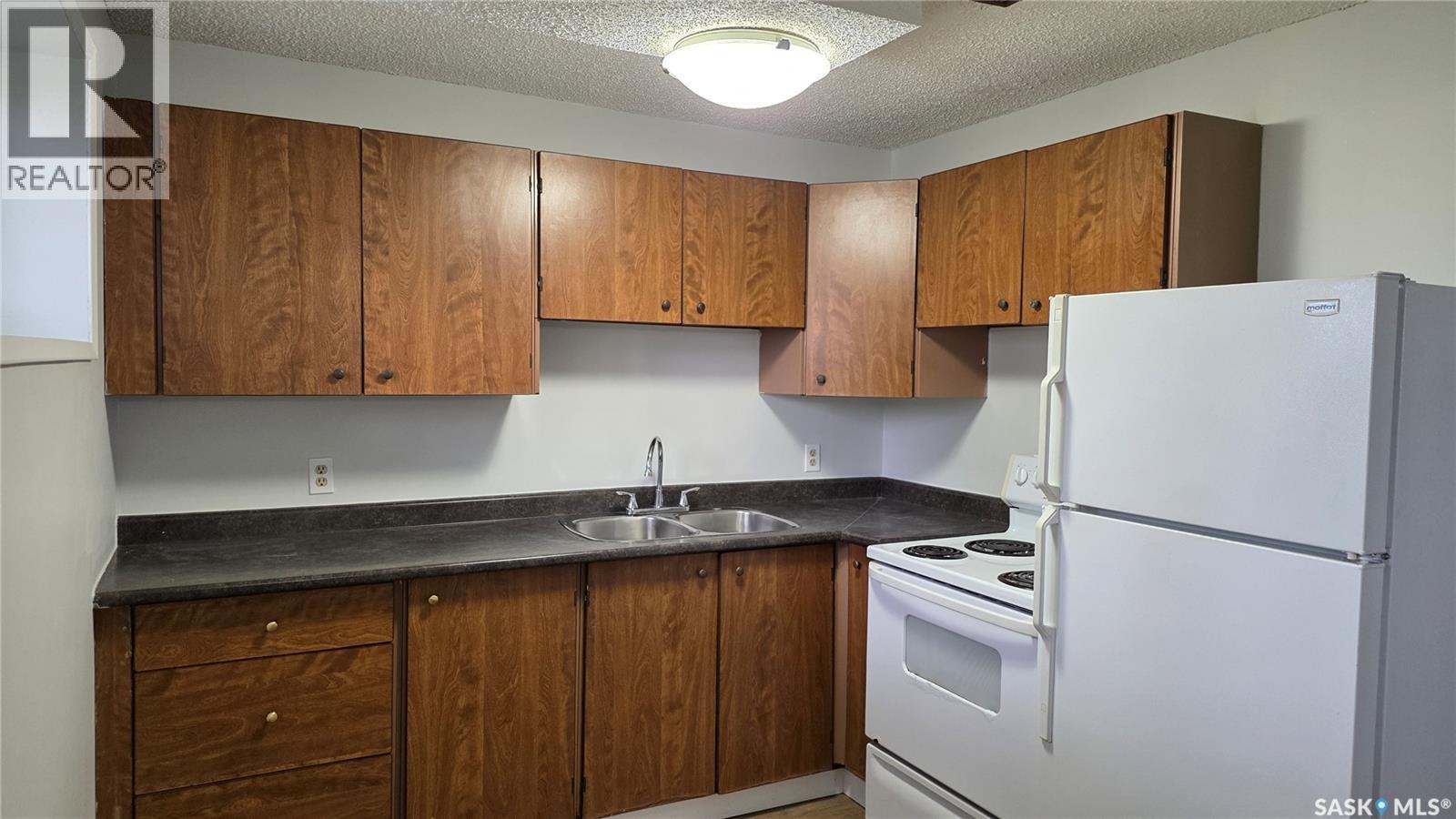 112-116 1St Avenue, Vonda, SK