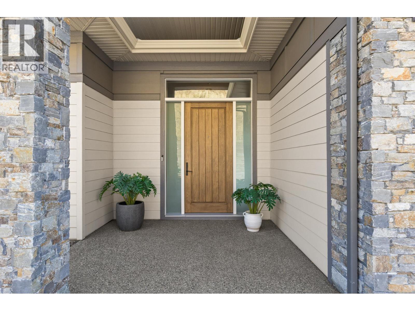 8876 Crofton Road, Vernon, BC